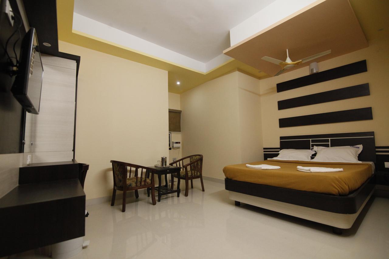 Hotel Kasi Inn Thanjavur Dış mekan fotoğraf